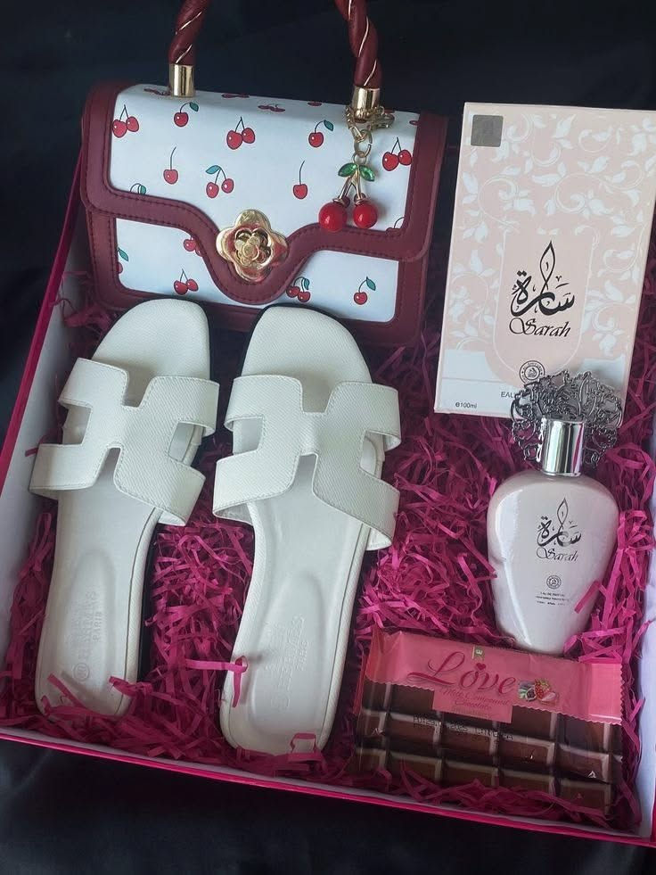 هلو حبايب كلبي شونكم اي بكج  داخل المنشور ب ٢٠ تصفيه محلات توصيل ٥ للحجز
 ***********
