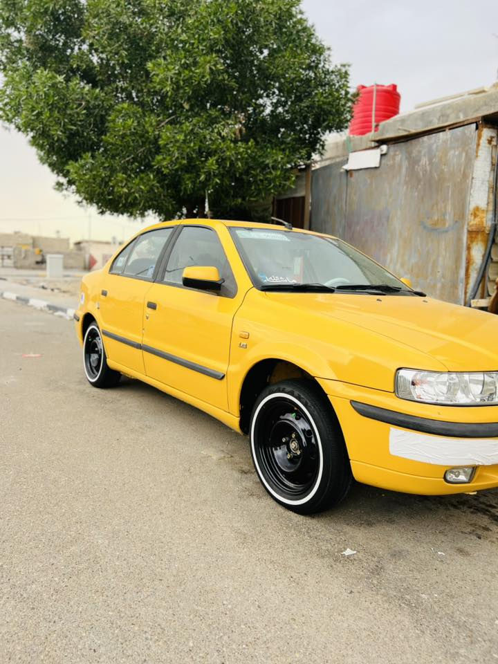 م عليكم سمند موديل 17بسمي بأجر استلم رقم جديد مصفره كلش بيها ضربه بجاملق الخلفي خفيفه موقويه مكينه تبريد خير من الله تخم تاير سعر55المكان البصره ***********
