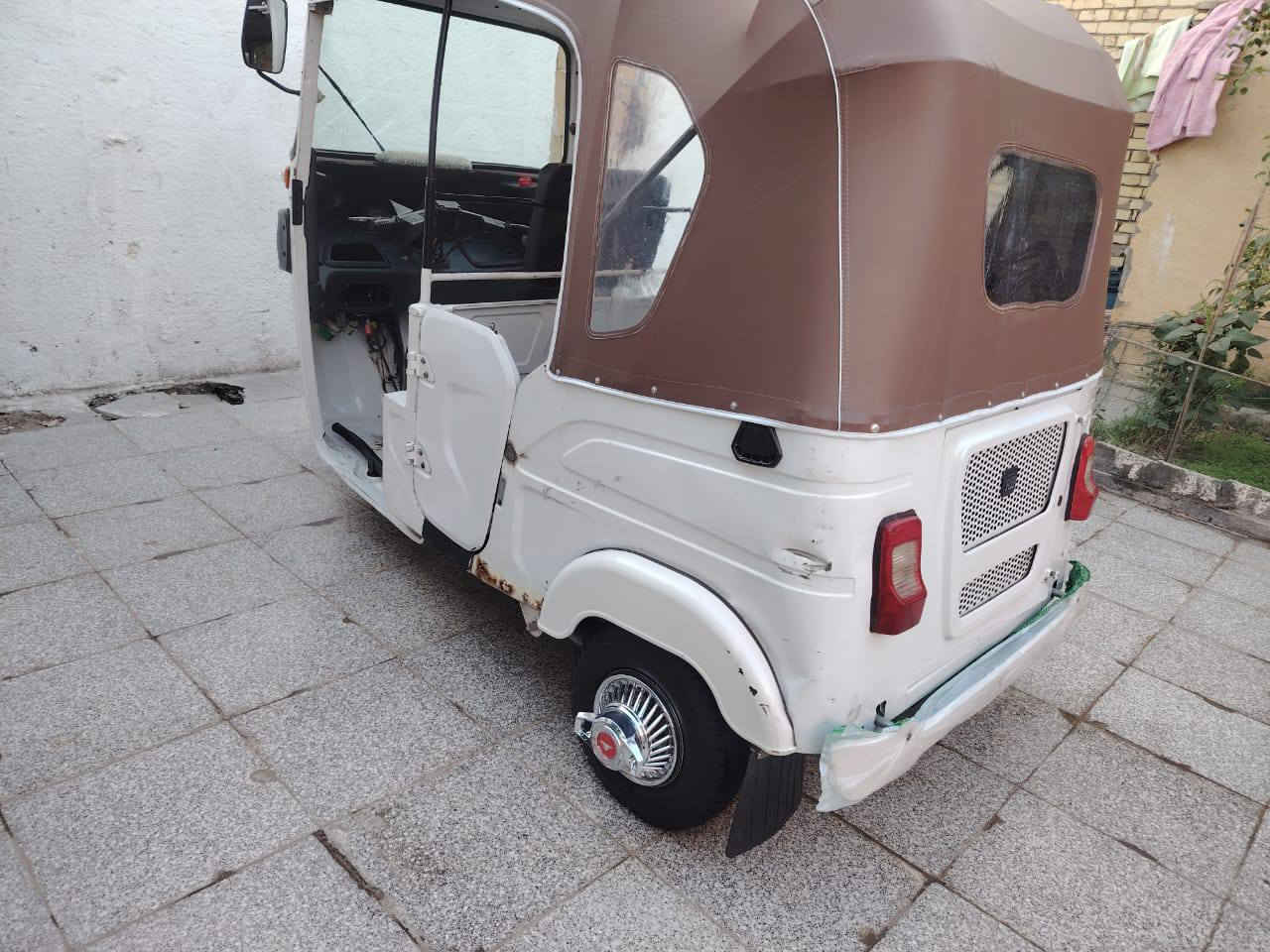 تكتك لبيع سنويه تحويل ثاني يوم مكان واسط صويره  موديل ٢٢ شهر ٥ تكتك مكفوله مكينه مكفوله سعره  ٦ مليون وبيه مجال 
***********
