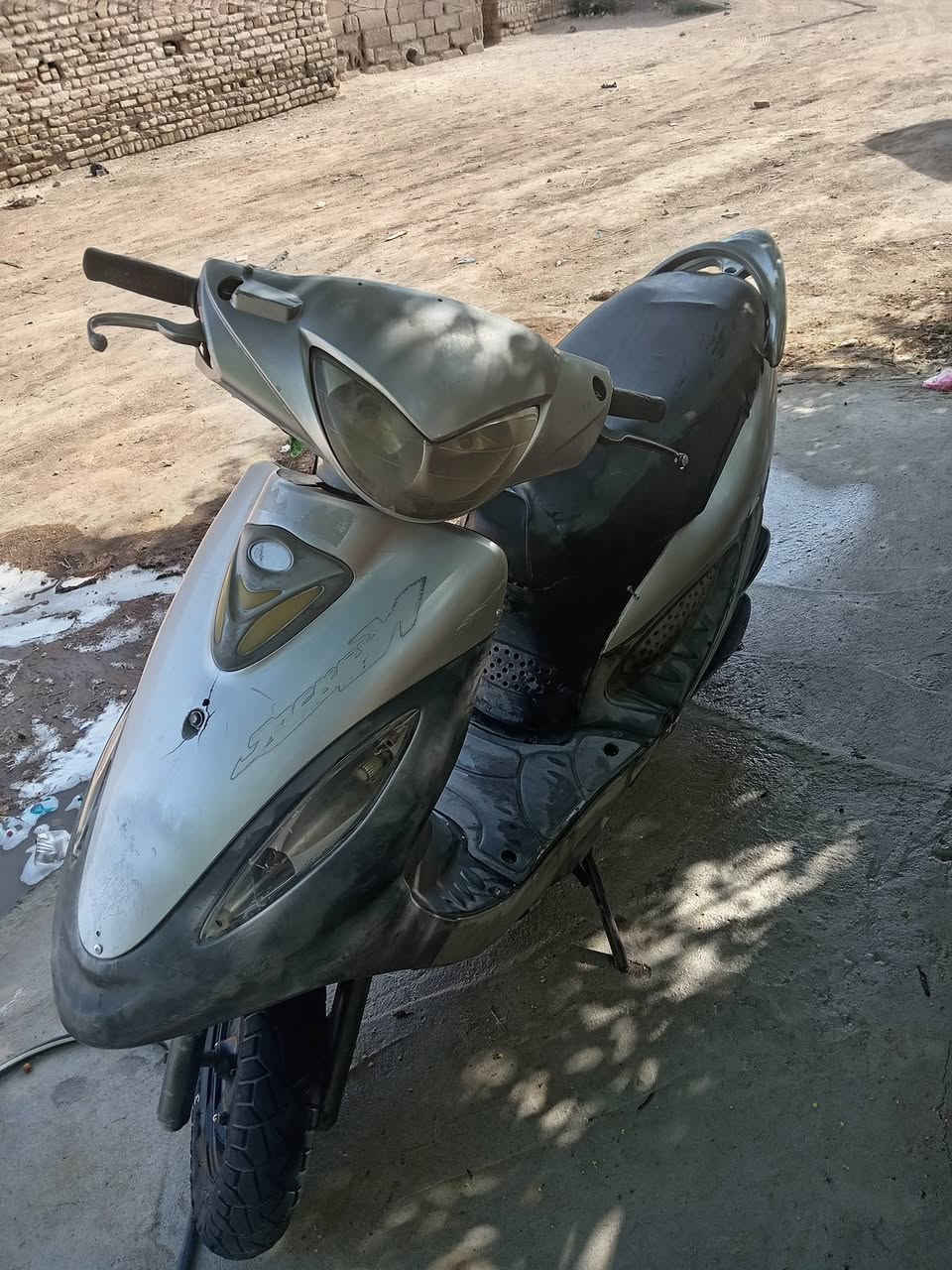 السلام عليكم كامكو V1 للبيع
موديل 2009 مكينة 125 دراجه شغاله
رفاعي صوب بني ركاب السعر 325 وبيه مجال
*********** وبي واتساب
