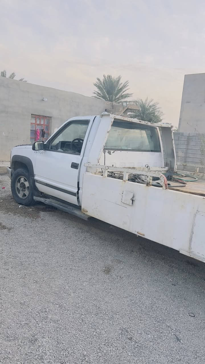 مكلف بالنشر//// السلام عليكم للبيع بهبهان ولوري جاهزات / الاستفسار: ‭0773 377 1550‬
