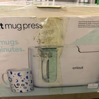 كبس اكواب حراري • مستعمل نظيف • قليل الاستخدام