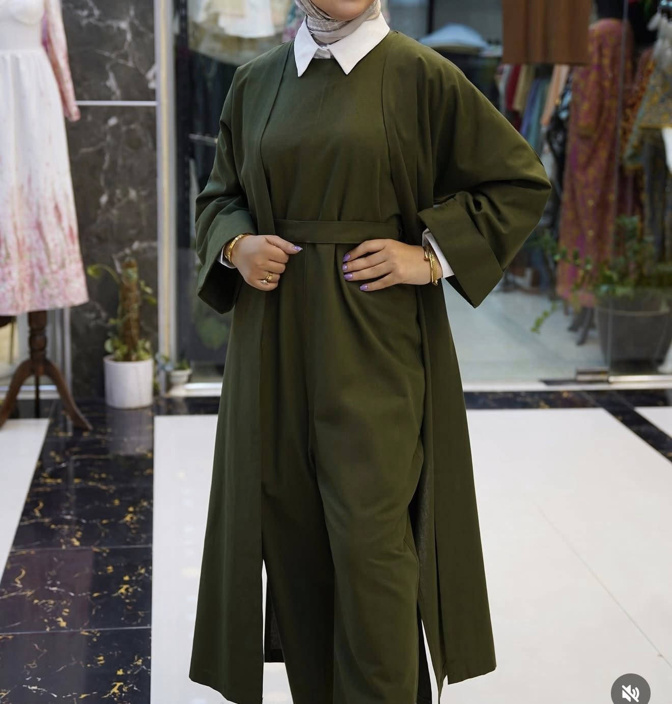 عندي هذا موديل شلعة ٦٥ قطعة
ب ٥٠٠ الف. ١٠ ألوان صيفي يصير قطعتين. اوفر. وبشت


**إذا كنت صاحب هذا الإعلان وتريد حذفه لأي سبب، رجاءا أرسل رسالة إلى الدعم الفني**