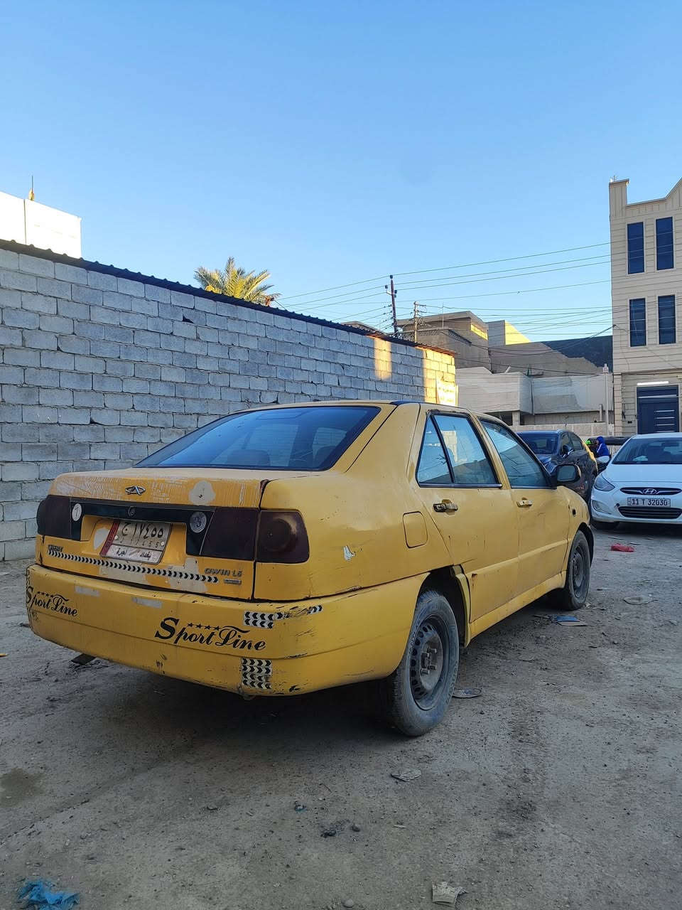 السلام عليكم
شيري كوين موديل 2010🚖
مال ماحد يشتغل بيها ع باب الله سعرها بسيط ب22 ورقه 
كير ومكينه يارس موديل 8 الحديث
رقم بغداد بسمنه 
السنويه ساقطه ب 24 
واخير هيئه مدفوعه ب 24 
الكشر كدامكم يرادلها ترتيب كهربائيات دشبول شغاله كلها 
بيع او مراوس حسب القناعه
للاستفسار ***********
