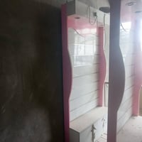 رفوف مال عرض مرتبات بس متروك للبيع للتواصل 07877877708