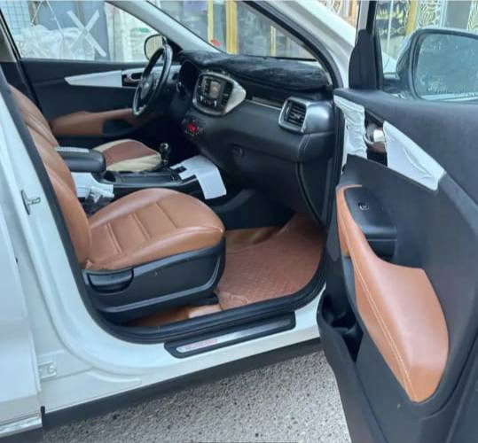 السلام عليكم سياره سورنتو 7راكب مويل 16خليجي ثلاث قطع تبريد ماشيه 130مكينه سته سلندر 3400بردات بلادي خلفيه اشاره بلمري مرايه شفط ترحيب عند الاقتراب دواسات مضيئه علامت سورنتو جنطه كهربائيه كشن كهرباء تحكم ستيرن حساسات أمامي خلفي لايت ضبابي مانع انزلاق ويل حجم19كامره دواره مكفوله من الصبق والتبديل بيه بارد فقط المكينه مبدل كازكت فقط شغل مضبوط رقم بصره الجديد نكليزي سنويه 2030تنتهي السياره بسمي مداور ثاني يوم مشروع وطني العنوان ذي قار السعر 200$ وبيه مجال السونار مرفوق مع الصور الاتصال على الرقم***********.  ***********
