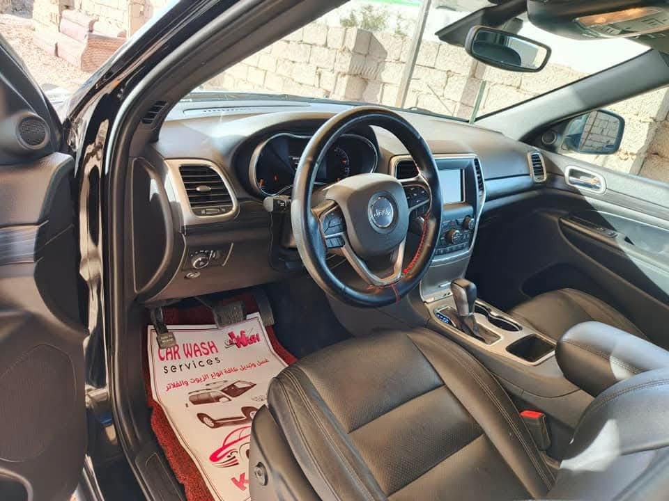 السلام عليكم
سياره جيب موديل 2021
رقم بغداد باسمي رقم نكليزي 
وارد أمريكي 
محرك/3600
رادار امامي 
حساسات خلفيه
شاشه تاج
كشنات تدفئه تبريد
جنطه شفط كهربائي 
السياره عليها منضومت زنون اصلي 
عليها أدامه بلكامل 
السعر (260)وبيها مجال 
للستفسار اكثر اتصل /***********
