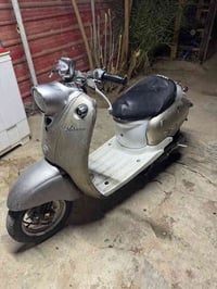 دراجة عبد الحليم للبيع كهرباىيات. شغاله أي نواقص مابيها سلف شغال تخم ت...