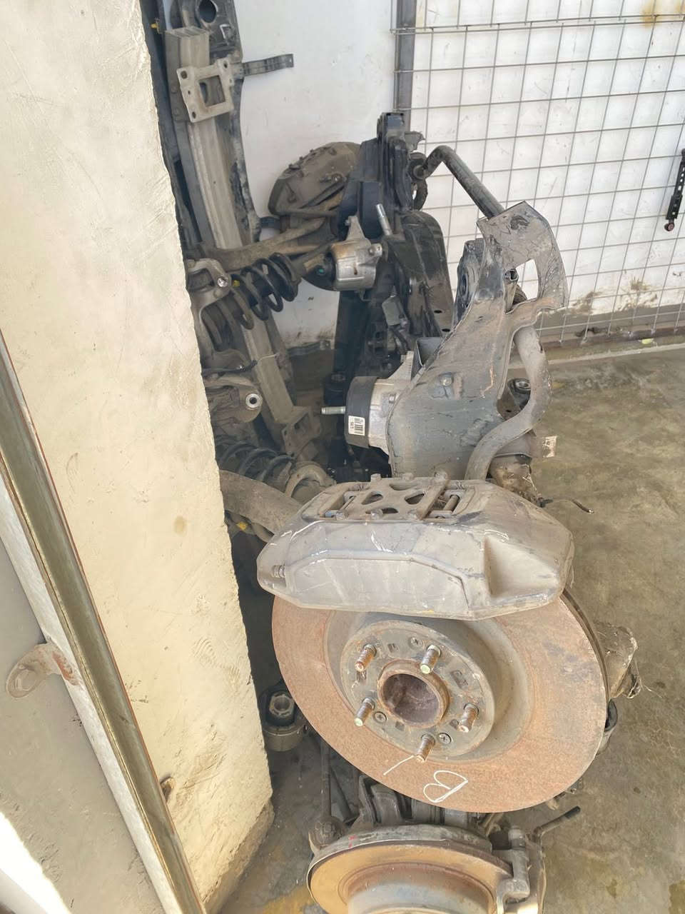 السلام عليكم
متوفر ادوات جنسيز G80
ابواب 
بنيد 
حداديه امامي 
حداديه خلفي
مروحه 
بدنه
راديترات
ضفيره بجم 
رادار
براكيت
للاستفسار والطلب يرجى التواصل على الخاص او الواتس اب 
***********
***********
