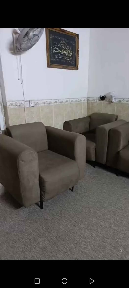 تام قەنەفە 10نەفەری یەک رۆژە کردراوە بۆ شوێنەکە ناگونجیێ بۆ فرۆشتن یان گۆرینەوە بەتاخم L  نویێ نوێیە  هەولێر أربيل, العراق


**إذا كنت صاحب هذا الإعلان وتريد حذفه لأي سبب، رجاءا أرسل رسالة إلى الدعم الفني**