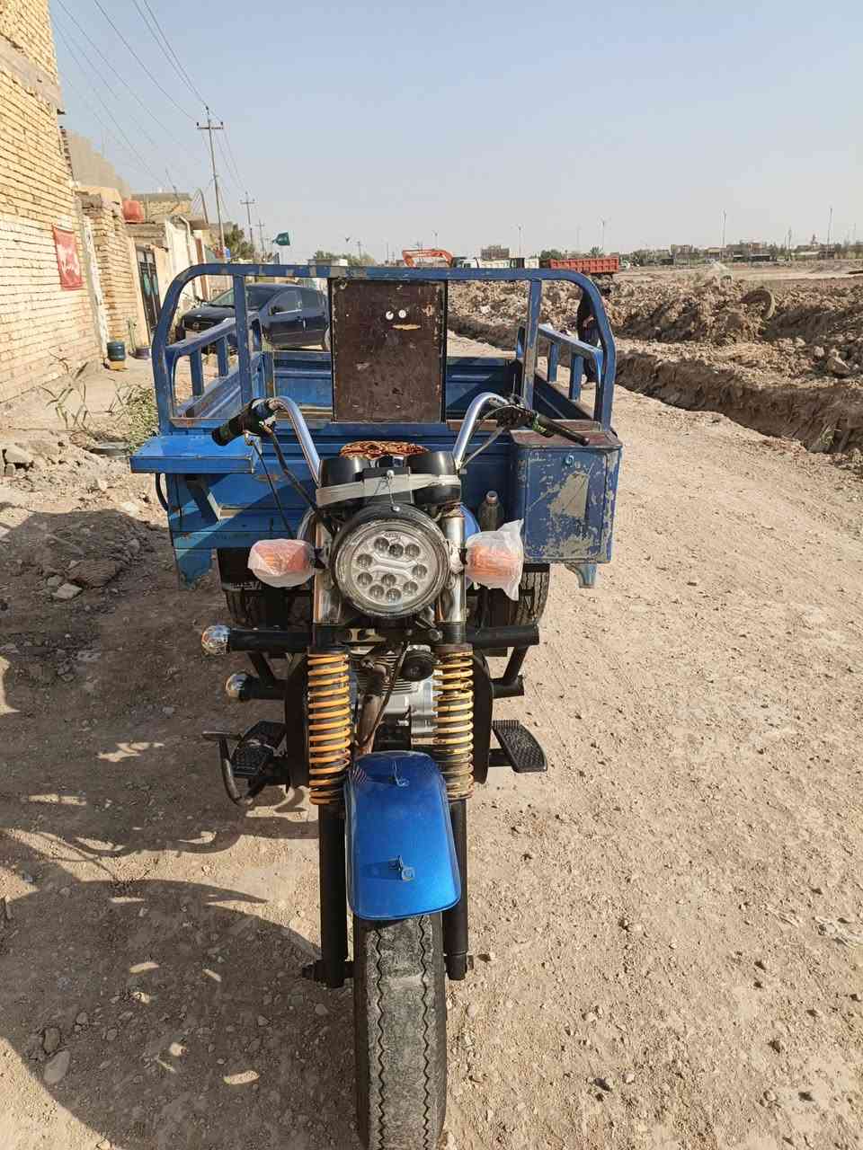 السلام عليكم ستوته موديل 16 اوراق  السعر واحد 1500 وبيه مجال مناقصه اي شي محرك مشدود بيه قبل شهر  شراي اتصل  ***********
