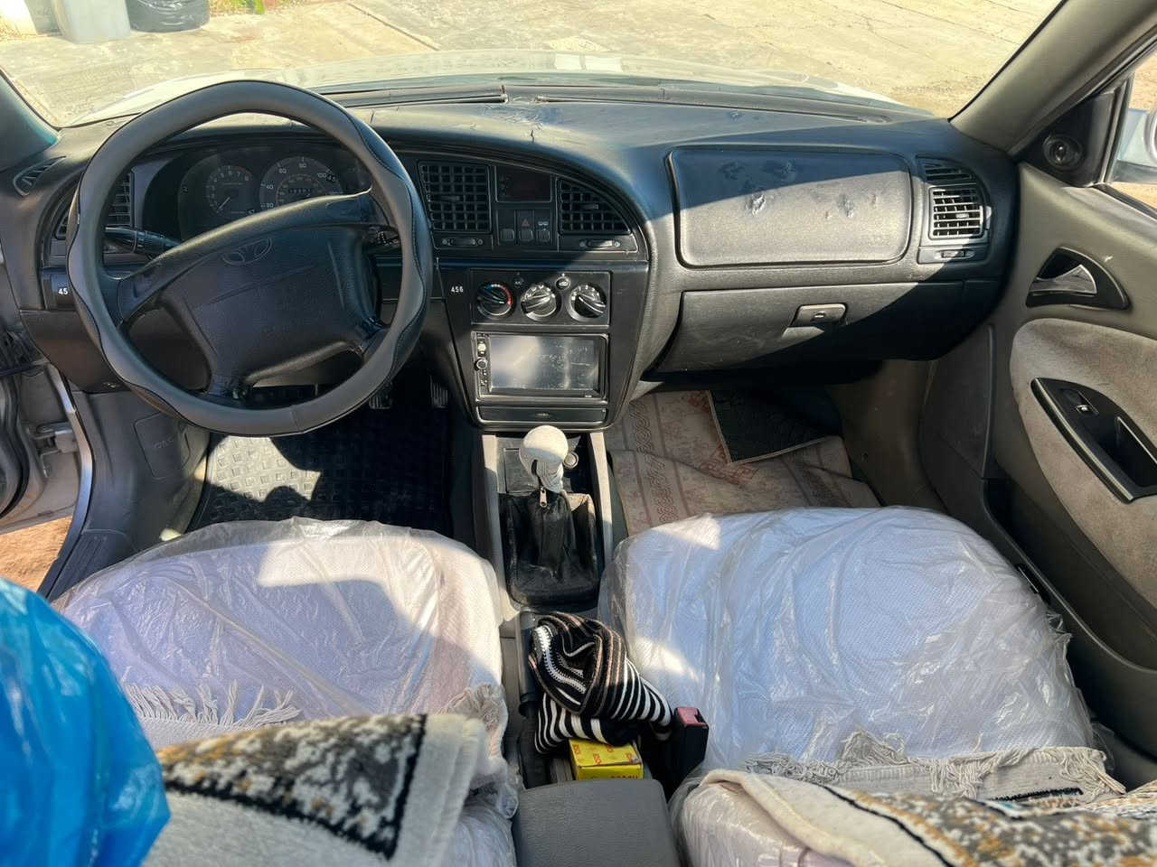 للبيع  دايو نوبوا ٢٠٠١ السياره مرتبه وكسر ومحرك وتحم تاير وتبريد ثلج  بدون ضرر السياره فقط مصبوغه جماليه 
السعر ٤٠ وبيها مجال  للشراي  للاستفسار اتصل على هذا الرقم ***********  يوجد واتس اب
