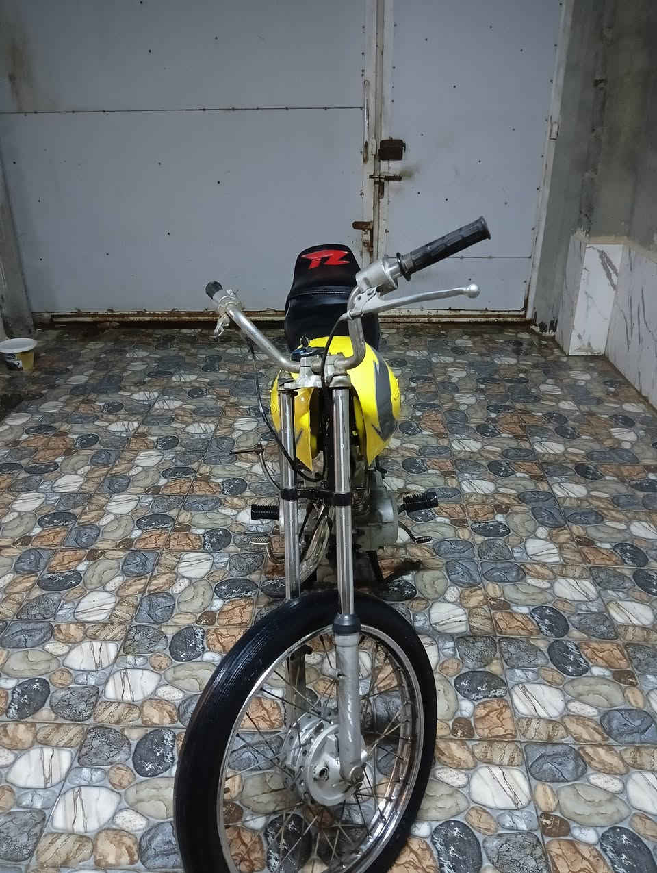 سلام عليكم اخوان مكاني ابو الخصيب سعرهه 350 مامتواجد ع فيس ***********
