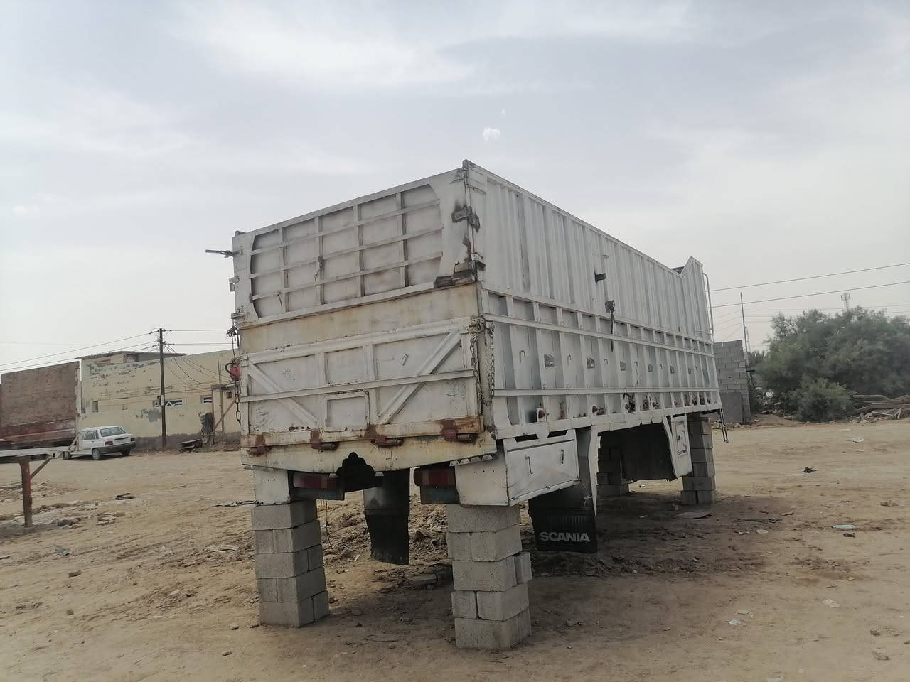 سلامو عليكم للبيع بدي طول ٧٥٠ مكاني ديوانيه رقم ***********
