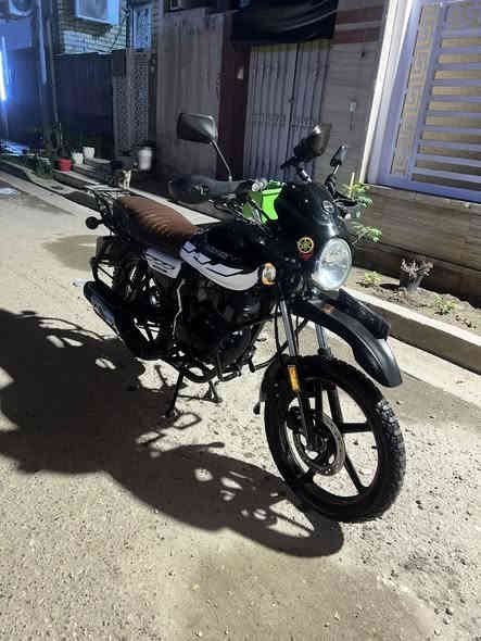 سلام عليكم دراجه دأيوان للبيع ماشيه ١٤ ألف رقم وسنويه مكان بغداد بلديات  السعر خاص  ‭٠٧٧٠ ٠٠١ ٧٠٦٣‬
