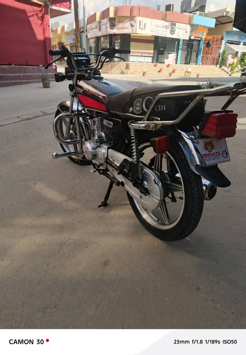 ماطور سافاني للبيع
منفيس موجود الماطور ما يعوزلو شي نضيف
***********
