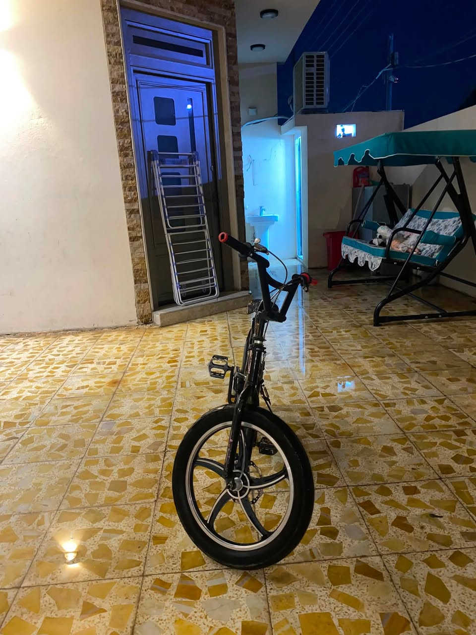 سلام عليكم ورحمة الله وبركاته بايسكل BMX للبيع مستعمل نظيف مابي اي عيب سعره 60 نهايته مكاني كركوك الي يريده يتواصل وياي خاص


**إذا كنت صاحب هذا الإعلان وتريد حذفه لأي سبب، رجاءا أرسل رسالة إلى الدعم الفني**