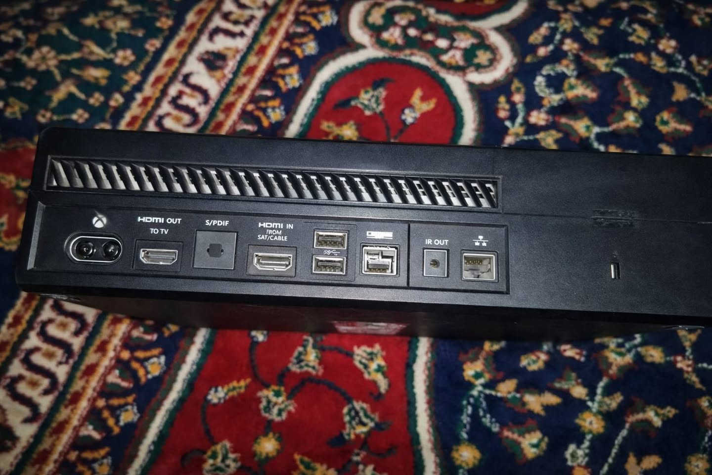 اكس بوكس وان ويا يدة كيم سير  و بي حساب بي فيفة  2025 و منزل العاب عل اشتراك
رايدة ب 115 واتساب ***********
