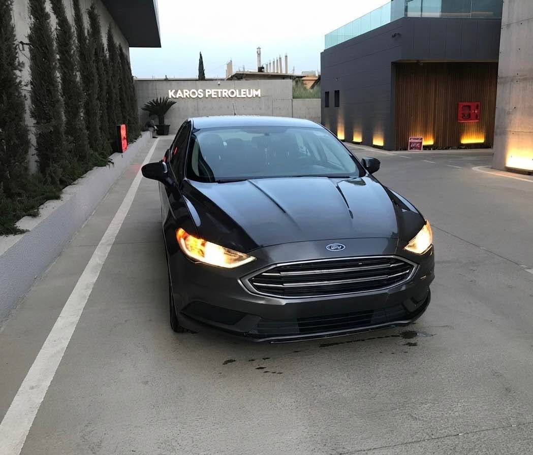 FORD FUSION 2017 S 
١١٢هەزار مایل ڕۆشتووە 
سەیارەکە بێ بۆیاخە تەنها قوپاویەک لە بۆنیتەکەی هەیە چاک نەکراوە
 مەکینە 2.5 مەرخوب 
گێڕو مەکینەی بێ عەیبە نەکراوەتەوە
تایەی تازەیە ٢ حەفتەیە گۆڕاوە 
*********** whatsapp
 
110$ السليمانية, العراق
