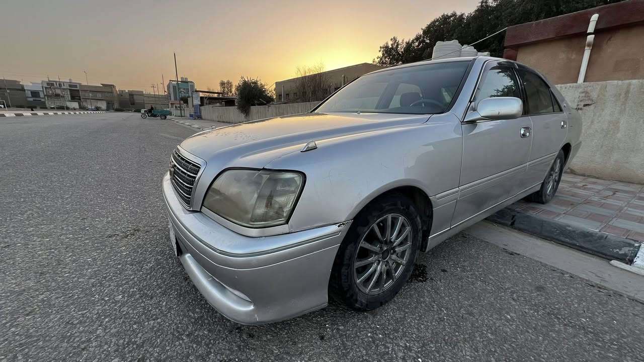 ملـكة ( ادوات ادوات )
كـفالة عامة ✅ بالكارتون
 ( اللون : سلفري )  
دواخل : بيجي 
تـحوير النجف  جوا درجة اولى 🏅
3دگم - كرستال اصل - 4كشنات كهرباء - ديفور الكبير - بردة خلفيه
جاهزه على اخر  حبايه  - تبريد - تدفئة - اي نقص مابيها 
السعر : 55 ورقه  ( *********** )
