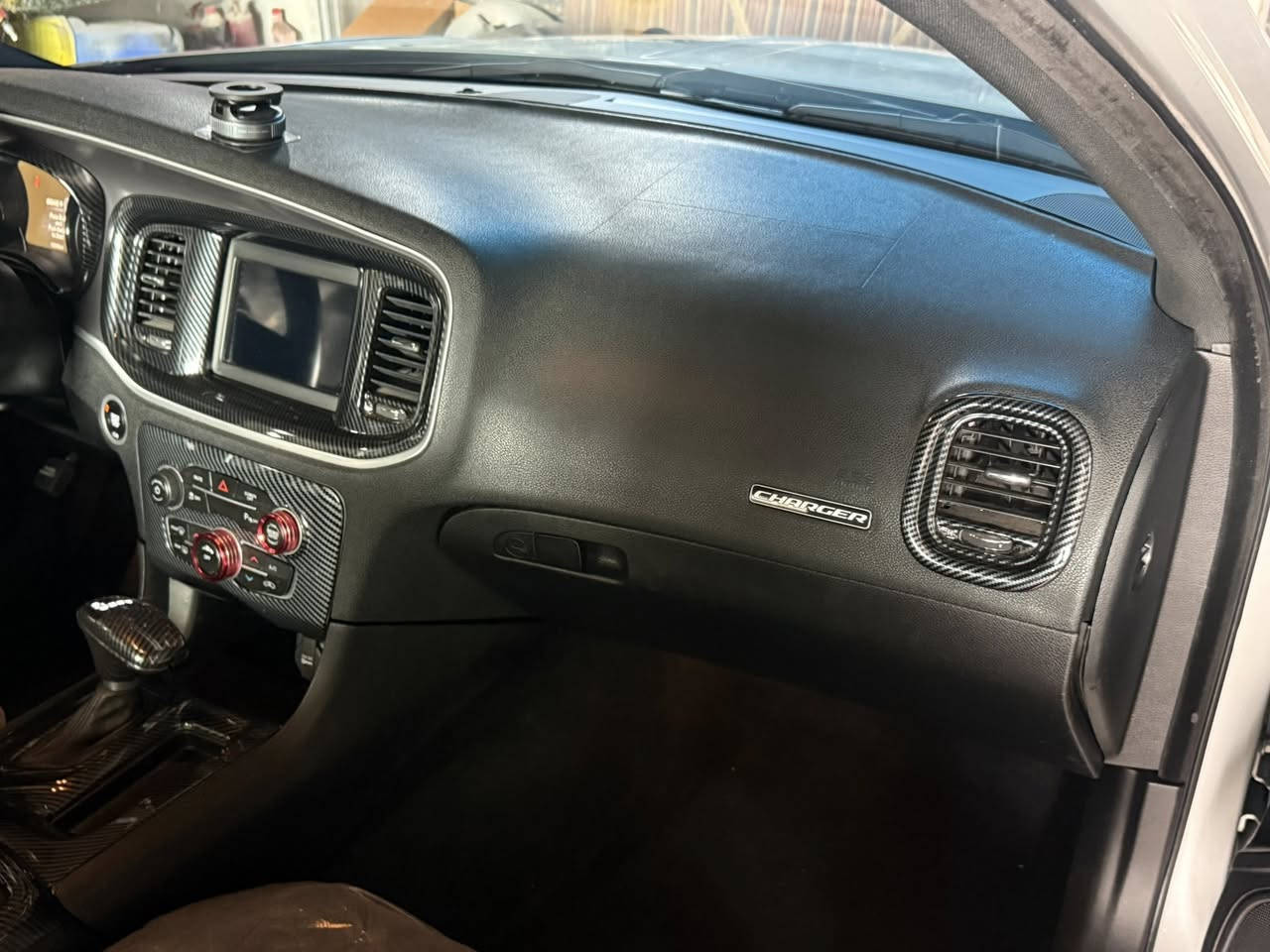 سلام عليكم جارجر موديل 2019 بجم كبس ايرباك شركه ما مفتوح بيهه 5قطع صبغ خلفي سياره جاهزه من كل نواحي سعرهه 170 ورقه


**إذا كنت صاحب هذا الإعلان وتريد حذفه لأي سبب، رجاءا أرسل رسالة إلى الدعم الفني**