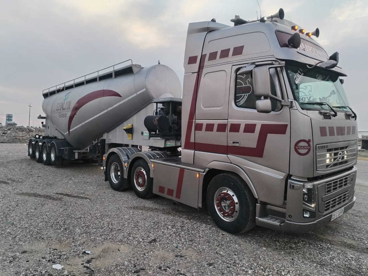 للبيع فالفو موديل 2011

حجم محرك // 500

گير اوتوماتيك 

سنگل امامي // قماره اربع خطوط

داخل ديسكو // ثلاجه // مبرده

سايلو شلاو // 2023

تخم تاير + تخم ويل كروم

سنويه جديده 

السياره موجوده في كركوك 

رقم صاحب السياره

***********
