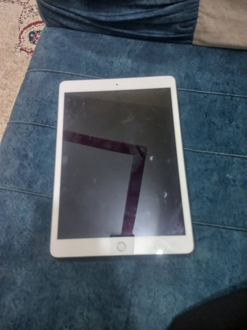 للبيع للبيع
مكاني بغداد 
معلومات كلها كدامكم 
نضافه فول ميصرف شحن
لاكن بي خلل واحد الايكلود ضايع مالته لازم تخطي تسويله 
للإستفسار الاتصال او وات ساب 
***********
