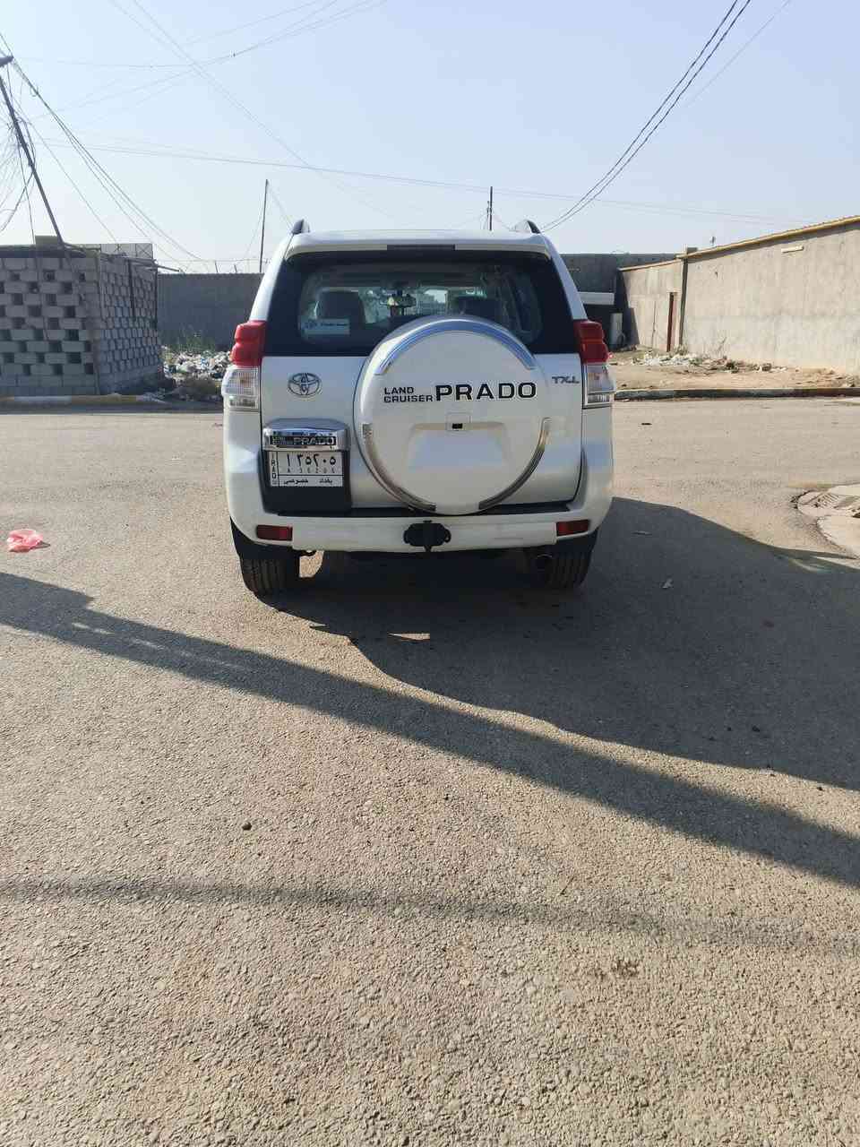 السلام عليكم
تويوتا برادو  خليجي 🇯🇵🇯🇵

✅ موديل 11

محرك ٦ سلندر 

كفاله من الصبغ ماعدا جاملغ وره 

مكان تاجي

بشرط تحويل 

ماشيه 200الف

🛑 سلايت 
🛑 ثلاجه 
🛑 تحكم سترين 
🛑 شاشه جبيره 
🛑 شغال 
🛑 فور ويل 
🛑 كشن سايق
🛑 دبل سبير 
🛑 كاميرا 

وباقي مواصفات 

بدون اي نقص سياره جاهزه 

*********** ☎️
