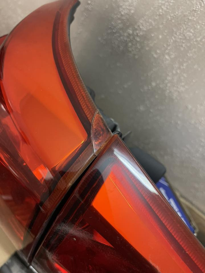 السلام عليكم ، بك لايت لاندكروزر يرهم من ٢٠٠٨ الى ٢٠١٥ النوع صيني نوع جيد مستعملات تخم كامل السعر ١٥٠  الف  أبيعهن كلهن مو اجزاء اللي تفيده مكاني بغداد. ***********
