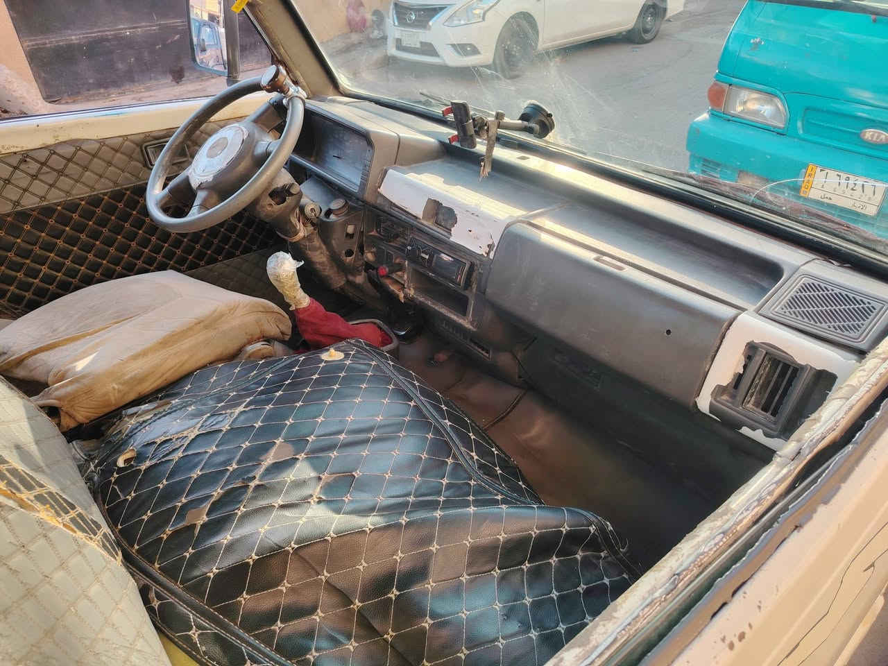 السلام عليكم كيا بنكو موديل 1993 رقم بغداد نكليزي ابسمي مكينه كير شاصي رقم شاصي مكفول تخم تاير جديد سعر 43وبيه مجال قليل مكاني بغداد رقمي ***********
