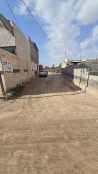 بزين لعابدين • ٢٢٠م • واجهة ٢١