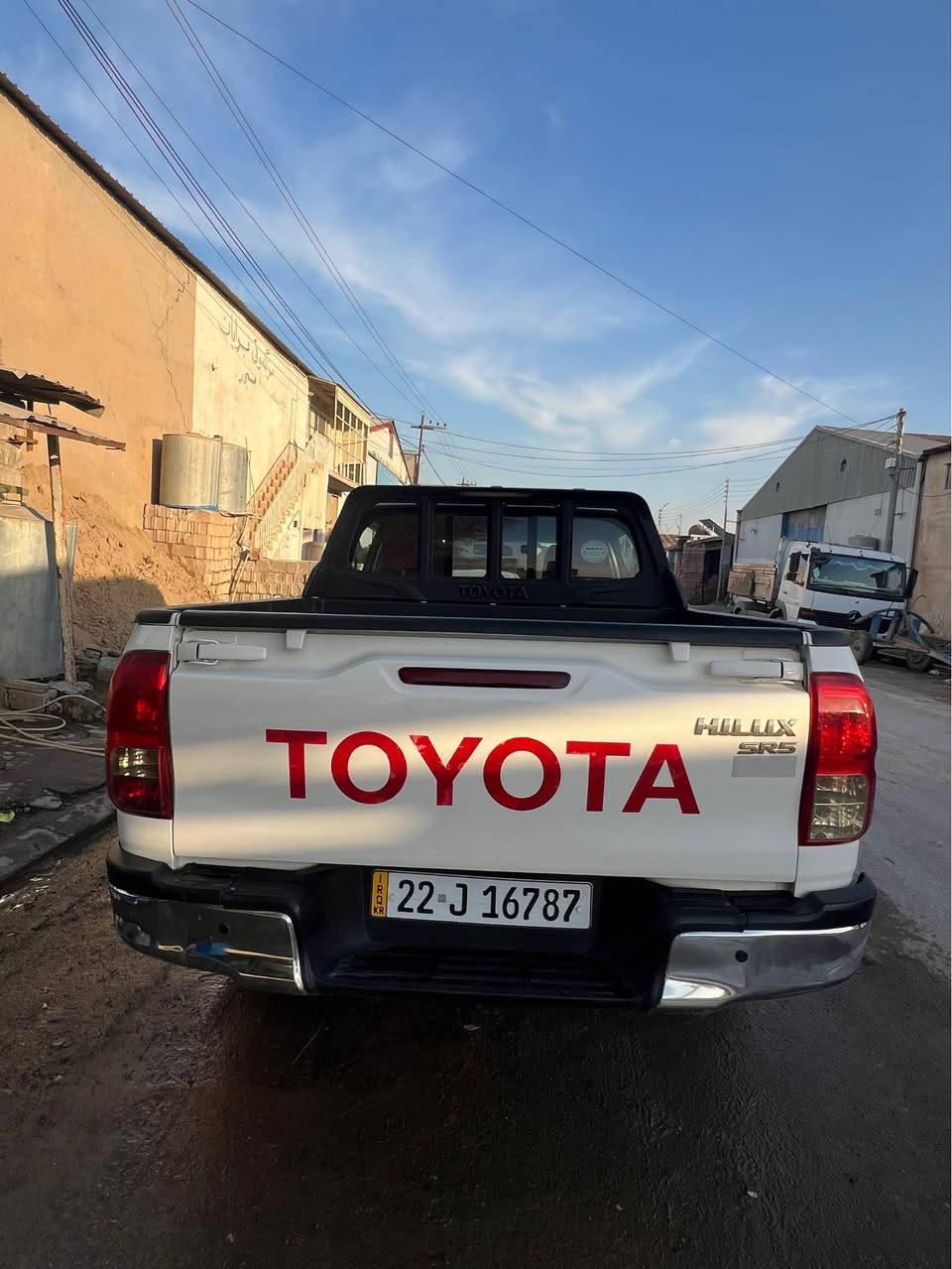 مه رزيه ٢٠١٦ سپي بي بوياغ و ليدان به س ده رگاي سه كني يه ك بست سارده يه مه كينه و گير به شه رت مالي پاك و نرخي ٢٤٥ وه ره ق و مجاليكي تيدا يه *********** أربيل, العراق
