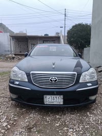 تويوتا كراون • سنغافورة