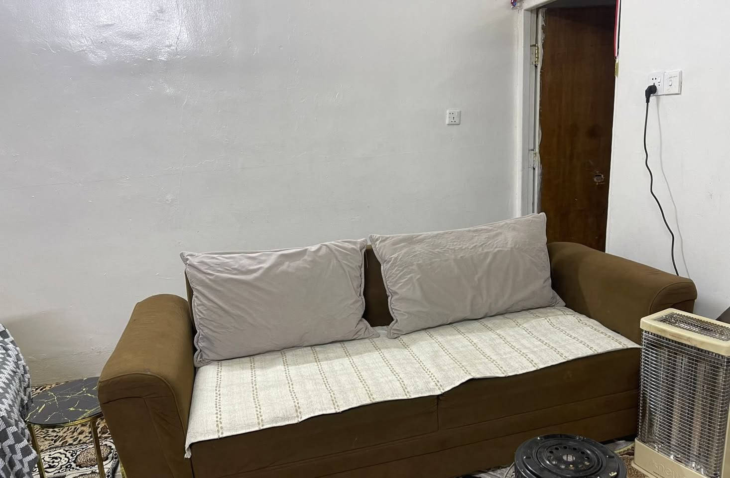 سلام عليكم
تخم 10مقاعد للبيع.   السعر 450
العنوان الاعضميه قبل جسر صليخ 
***********
