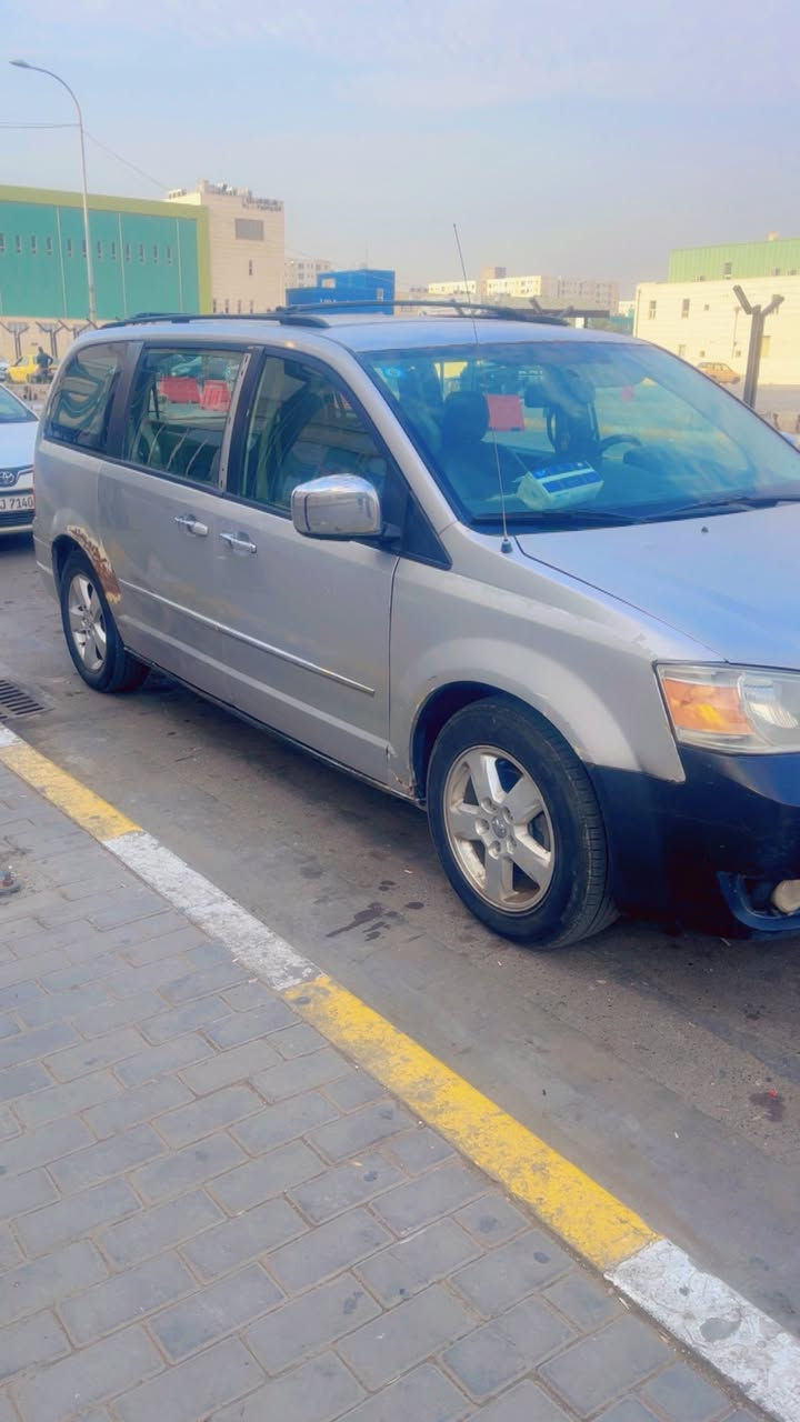 سياره كرفان مكينه 3800 رقم ديالى السياره بأسمي تحويل ثاني يوم السياره  جاملغ الامامي دواخل شئ بسيط من امريكه مكينه تخم تاير جديد حداديه نسبة 40‎%‎مواصفات
موديل 2009
محرك V6
تحكم ستيرن

٦ جامات كهرباء 

بوب وصندوك كهرباء

(البوب فاصل كهربائها)

٣قطع تبريد بس عاطل يراد كمبريسر 

فرس ارضي وفرس سقفي مع اناره

السياره ماشيه 265 

العنوان بغداد 

للاستفسار  

السعر 95مجال بسيط
الأتصال ***********
