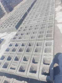 لدينا بلوك اسعار مناسبه رقم الاول 07506307736 والرقم الثاني 0788627070...