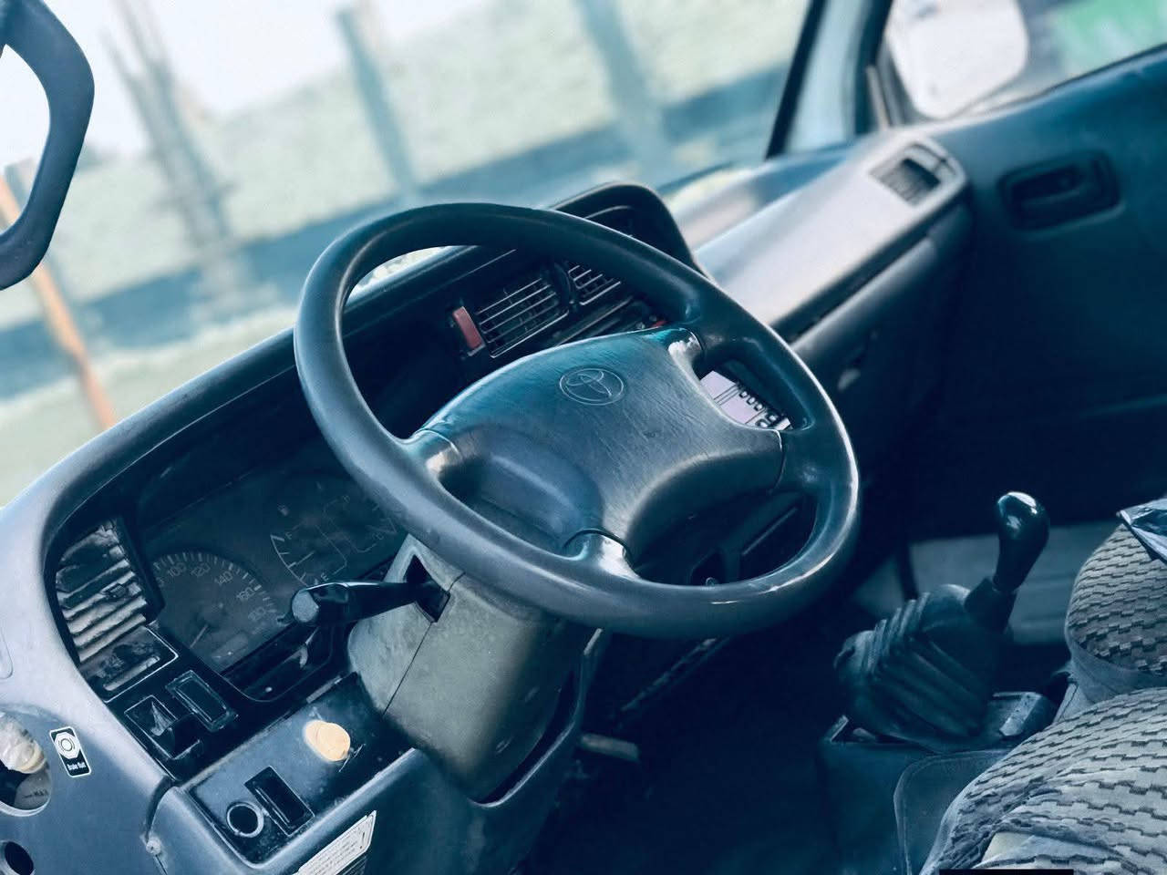 اسلام عليكم فتون 2009 سياره حره مكفوله من كلشي كير ومكينه وكسل كله ياباني مكينه جمره كير هايس وكسن ياباني سياره محوره كله ياباني راعيهه موجود مطلوبه غرامات يطيحن من سعرهه الشراي ينتصل وبخدمته سياره جاهزه من كلشي مكاني ناصرية السعر 38 وبيها مجال للشراي  ‏‪0784 185 9205‬‏
