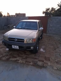نيسان بافندر • ٢٠٠٤ • كفالة سنوية