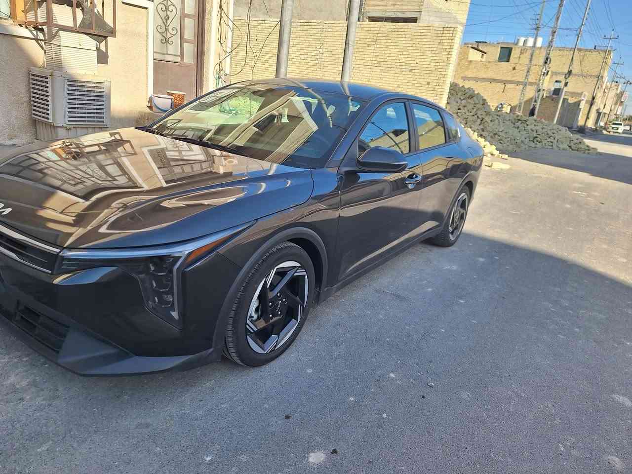 السلام عليكم
(كيا K4 2025 EX)رقم بغداد مميز  بأسمي و صور الحادث مرفقة مع صور  بدون ارباك بدون دواخل   
المواصفات
/بصمة / هندبريك دكمة / لايت LED  / مكينة 2000 دوش / شاشة كبيرة متصلة ديجتال / اوتو هولد / LED امامي وخلفي / قيادة ذاتية / كامرة دوارة / رادار تعديل مسار / اوتو بريك / رادار جانبي / مود درايف / تحكم ستيرن / كروس سرعة /مانع انزلاق / بلوتوث / اواكس / USB / شاحن لاسلكي 

مكاني بغداد الشعب 
السعر ١٨٥ ورقه 

للتواصل *********** واتس اب مراسله
