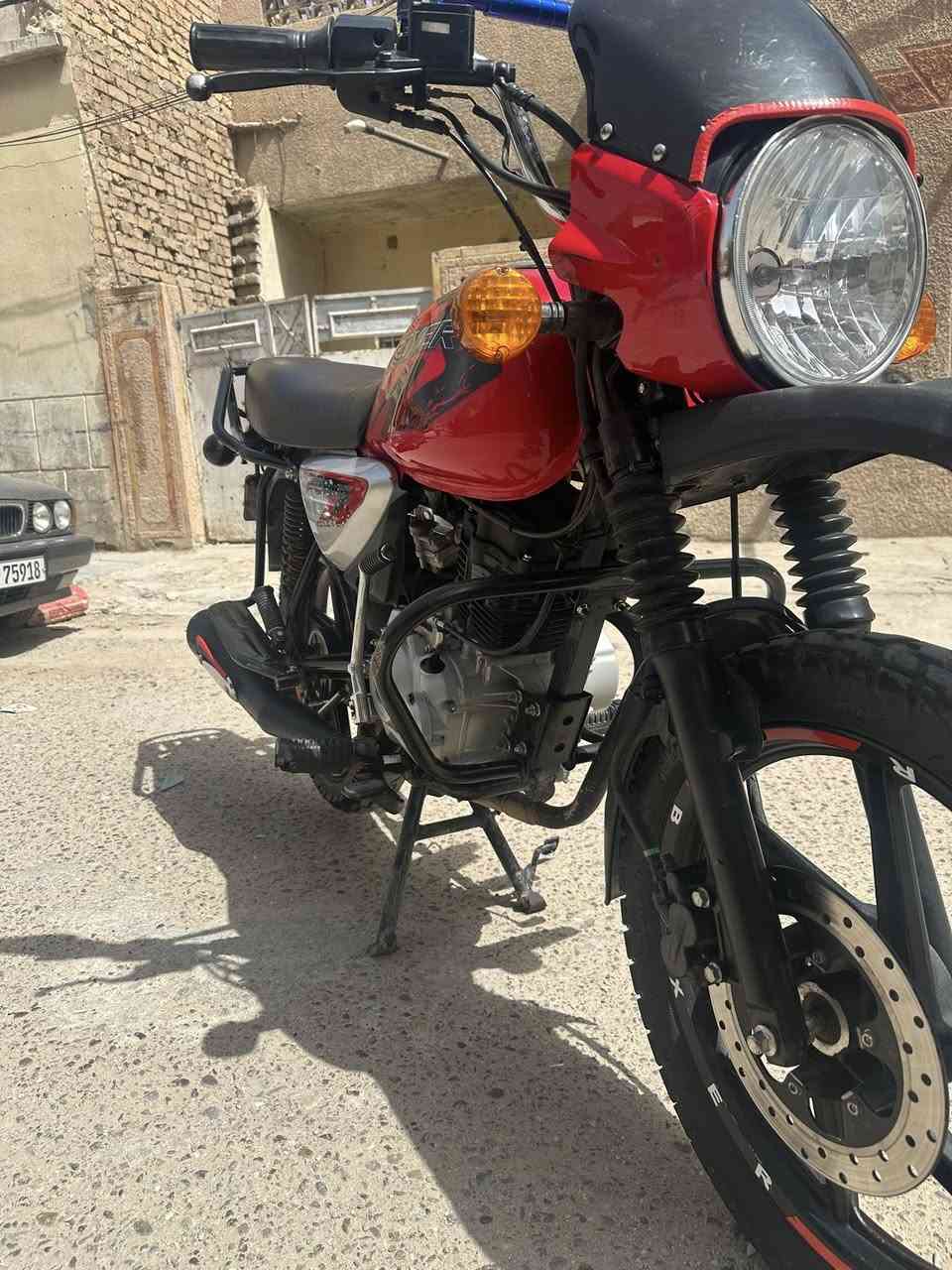 بوكسر 23 ماشيه 6الف قابل للزياده دراجه بعده بضمان لمعرض مبدل زنجيل ربل ولايت زنون مال جارجر رقم وسنويه بغداد سعره مليونين و800 وبيه مجال بسيط بدون احراج دراجه كولش نضيفه تجي وتشوف بعينك مكاني
بغداد لشعله رقم ***********
