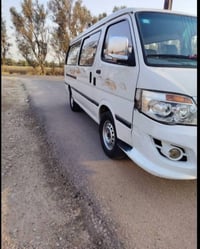 2015 سياره حره الوان بسمايه الساعه 80 وبيها مجال07700300921