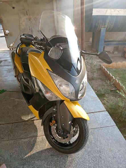 سلام عليكم تيماكس موديل 20011 داجه خير من الله كلامك بل صوره دراجه كفاله.       سعر دراجه 35 وبيه مجال بسيط حك جيه 
مكاني طراف بغداد محموديه
رقم الهاتف ***********
*********** كورك بي واتساب
