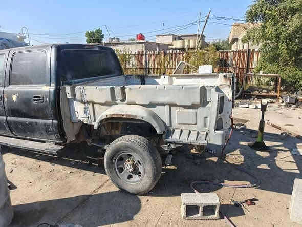 السلام عليكم
اشتغل جميع السيارات سمكره تقصير بدي 
عنواني بغداد الشعله ***********
