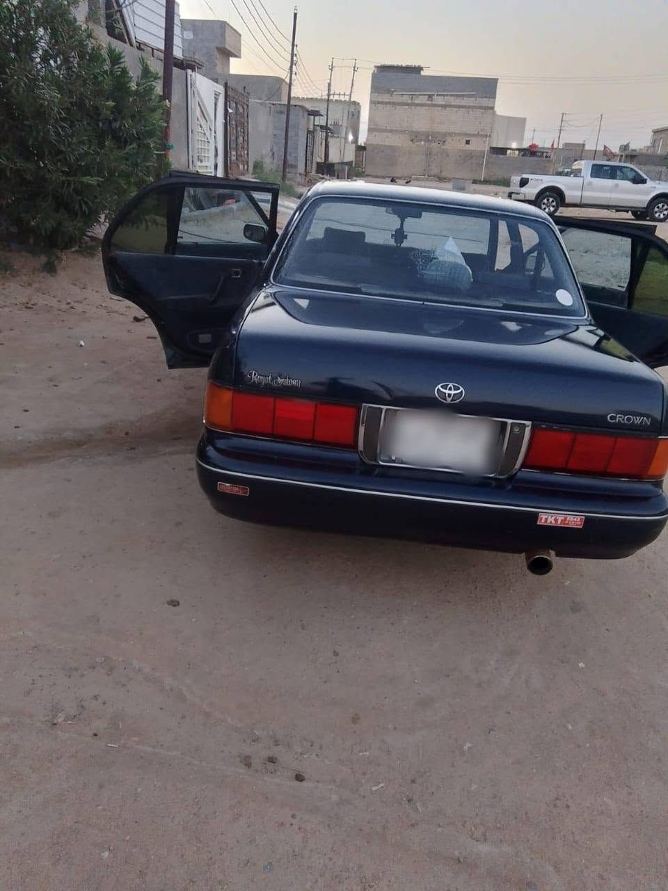 السلام عليكم كراون للبيع موديل 2000 سياره جاهزة مكفوله من الكص ولنقل سياره جاهزه حداديه تخم تاير تبريد السياره مكفوله ماعده ضربه بجاملق الايمن هاذه الاسيا بي وتساب ***********,,,,,,,,,, ***********
