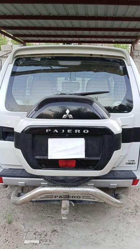 🚗 للبيع: ميتسوبيشي باجيرو 2015
📍 مكان السيارة: البصرة – شط العرب

📞 للتواصل: ***********

💰 السعر: 170– وقابل للتفاوض 

📊 المسافة المقطوعة:١٤٦ الف كيلومتر وقابلة للزيادة

🛠️ المحرك: 6 سلندر – 3500cc

⚠️ أضرار السيارة:

• وارد خليجي

• كفالة عامة بدون أضرار ✅

📌 تفاصيل إضافية:

• رقم السيارة: بغداد مشروع وطني

• باسم المالك تحويل مباشر

• لون السيارة: ابيض

