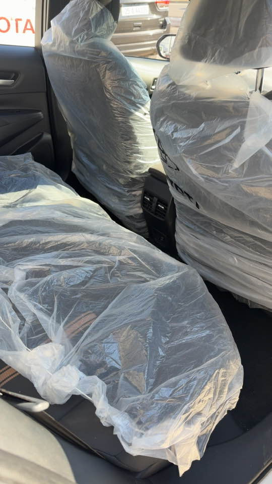 كورلا موديل 24 

ماشي 18 الف 

بدون تعديل بدون صبغ 

تواصل 

***********
