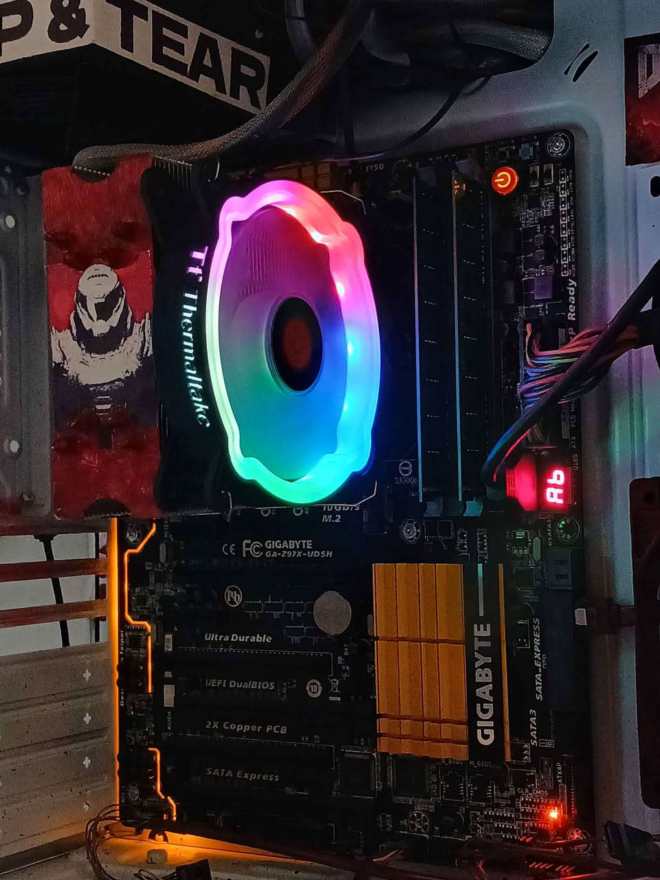 للببع بسعر 250 الف 
مكاني بغداد الدورة رقمي ***********
I7 4770k 
M.b z89 gigabyte  زر كسر سرعة oc /٢ بايوز / شاشة رقمية 
Rx 580 8g soyo جديد
Psu 500w 
Ram 16g 
Coller thermaltake
ملاحضة الكيس بي نقص الجامة بغداد, العراق
