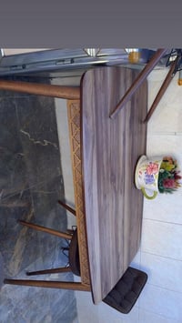 للبيع • طاولات • سعر عالخاص
