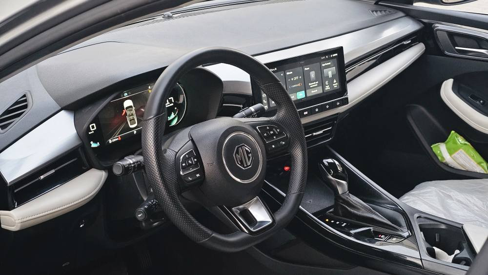 Mg5 plus 2024
بدون صبغ السيارة فول مواصفات 4 كاميرات 360 درجة بدون اي عيوب السيارة ضمان شركة mg السيارة ماشية 30 الف كيلو  .
الرجاء التواصل على رقم : ***********
سعر 12,200$ و بي مجال . موقع السيارة دهوك . دهوك, العراق
