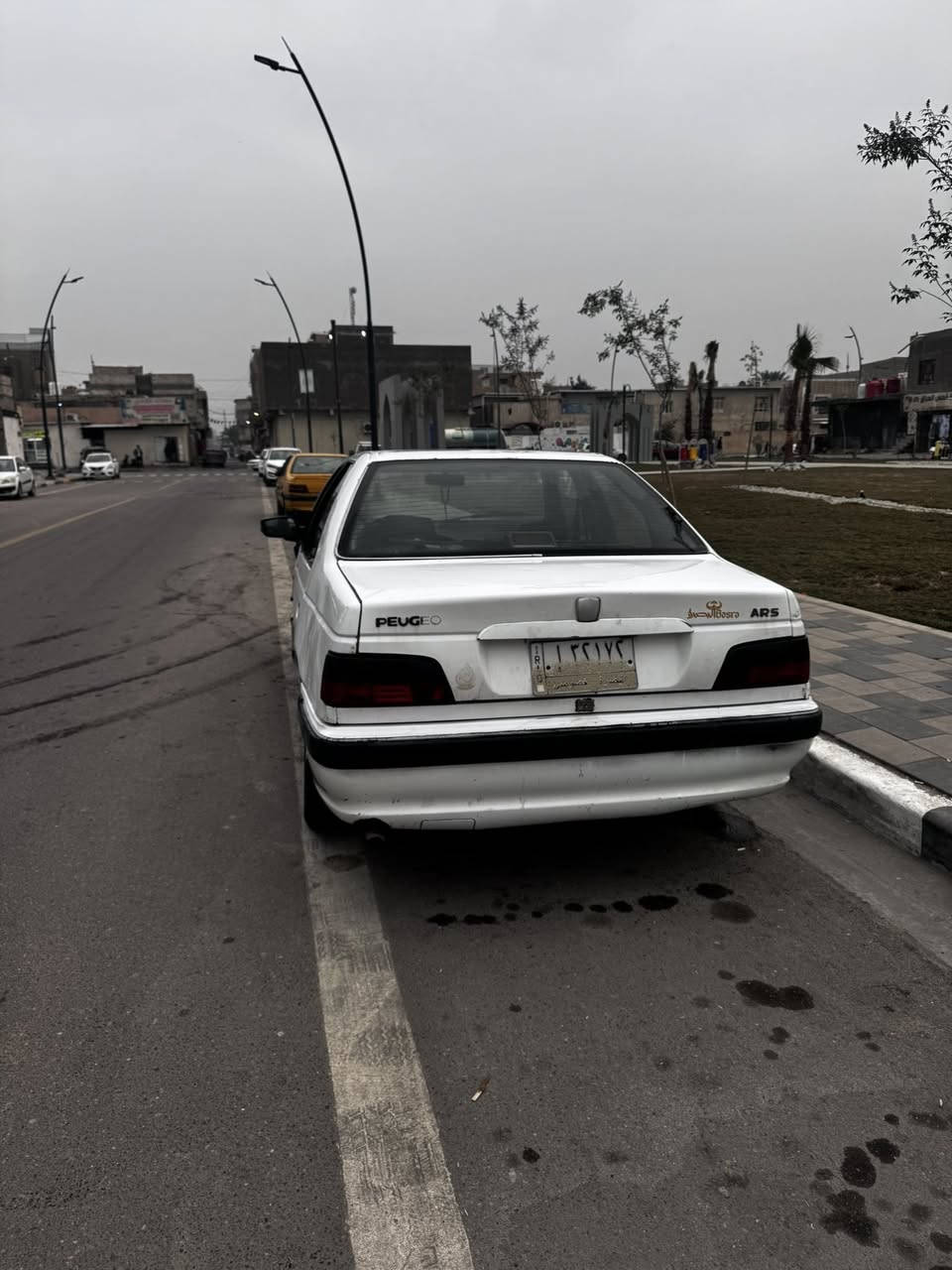 سلام عليكم بيجوبارس ١٣السياره مكينه كير عينه صينه كله جديد سنويه صار شهر منتهيته راعيه ايريد تحويل المكان بصره ***********

￼ سعر 37
